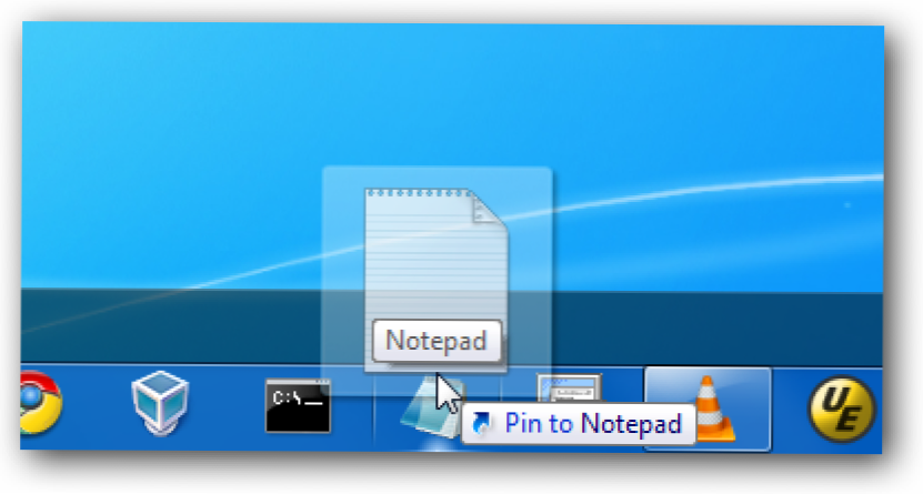 Как да плъзнете файлове към лентата на задачите, за да ги отворите в Windows 7 (Как да)