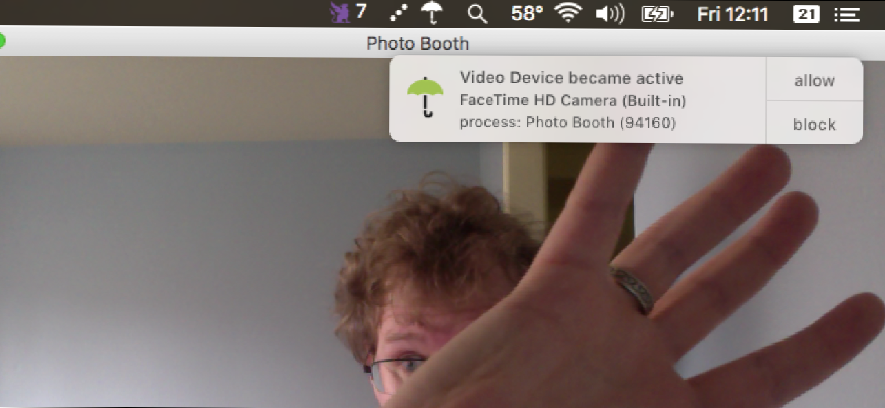 Jak uzyskać powiadomienie za każdym razem, gdy aplikacja rozpoczyna korzystanie z kamery internetowej twojego Maca (Jak)