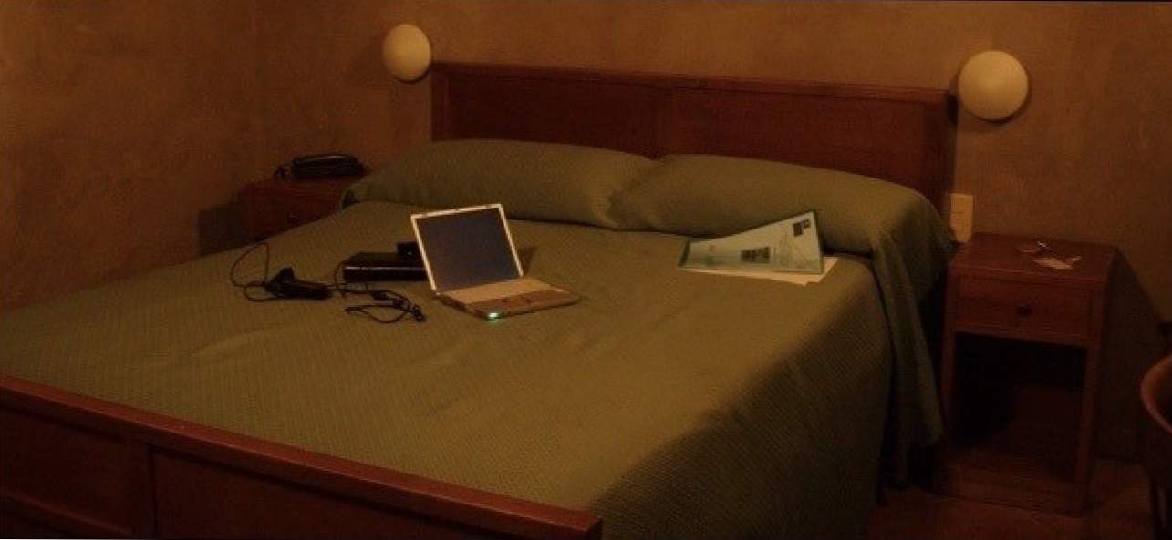 Cara Berbagi Koneksi Wi-Fi Tunggal Hotel dengan Semua Perangkat Anda (Bagaimana caranya)