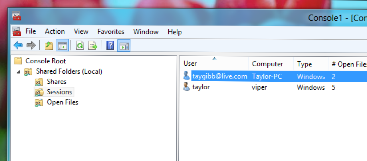 Jak sprawdzić, kto pobiera pliki z udziałów sieciowych w systemie Windows 8 (Jak)
